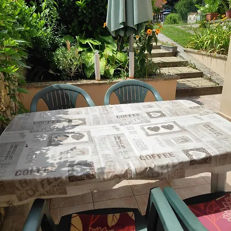 Toth Nyaralo 3* Balatongyörök